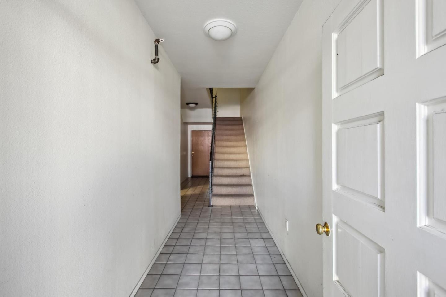Detail Gallery Image 2 of 63 For 1615 Oakdale Ave, San Francisco,  CA 94124 - – Beds | – Baths
