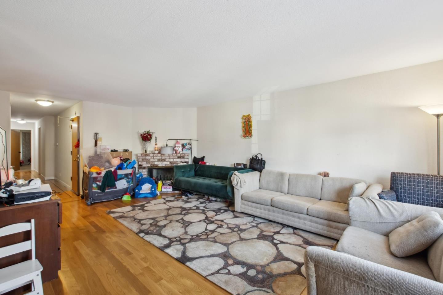 Detail Gallery Image 25 of 63 For 1615 Oakdale Ave, San Francisco,  CA 94124 - – Beds | – Baths