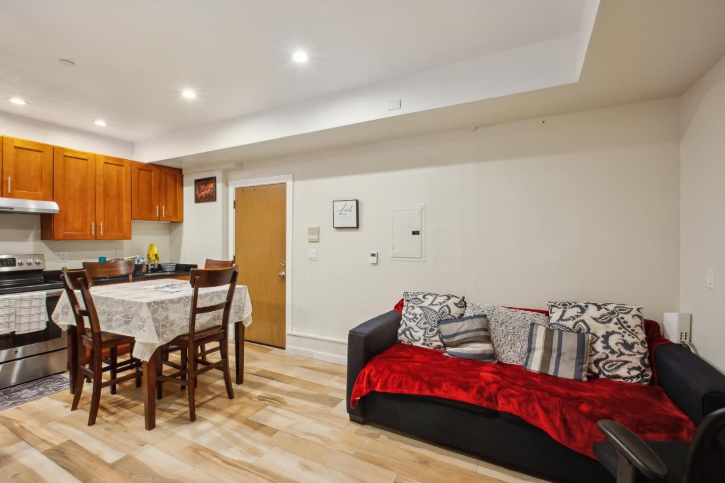 Detail Gallery Image 46 of 63 For 1615 Oakdale Ave, San Francisco,  CA 94124 - – Beds | – Baths
