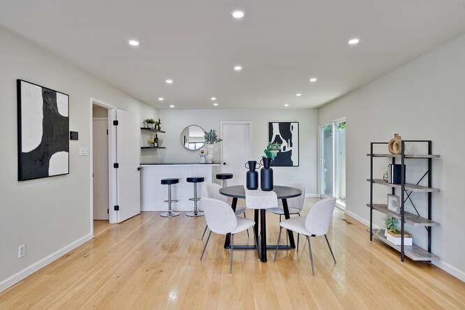 Detail Gallery Image 18 of 39 For 998 Flying Fish St, Foster City,  CA 94404 - 4 Beds | 2/1 Baths