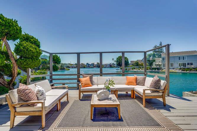 Detail Gallery Image 36 of 39 For 998 Flying Fish St, Foster City,  CA 94404 - 4 Beds | 2/1 Baths