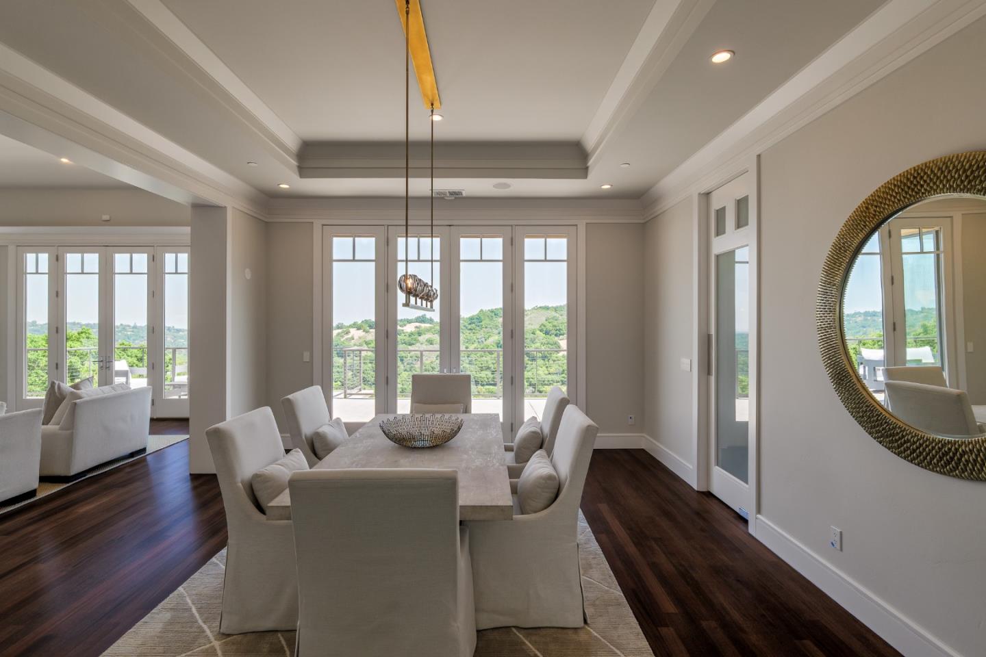Detail Gallery Image 15 of 71 For 5 Redberry Rdg, Portola Valley,  CA 94028 - 6 Beds | 6/3 Baths