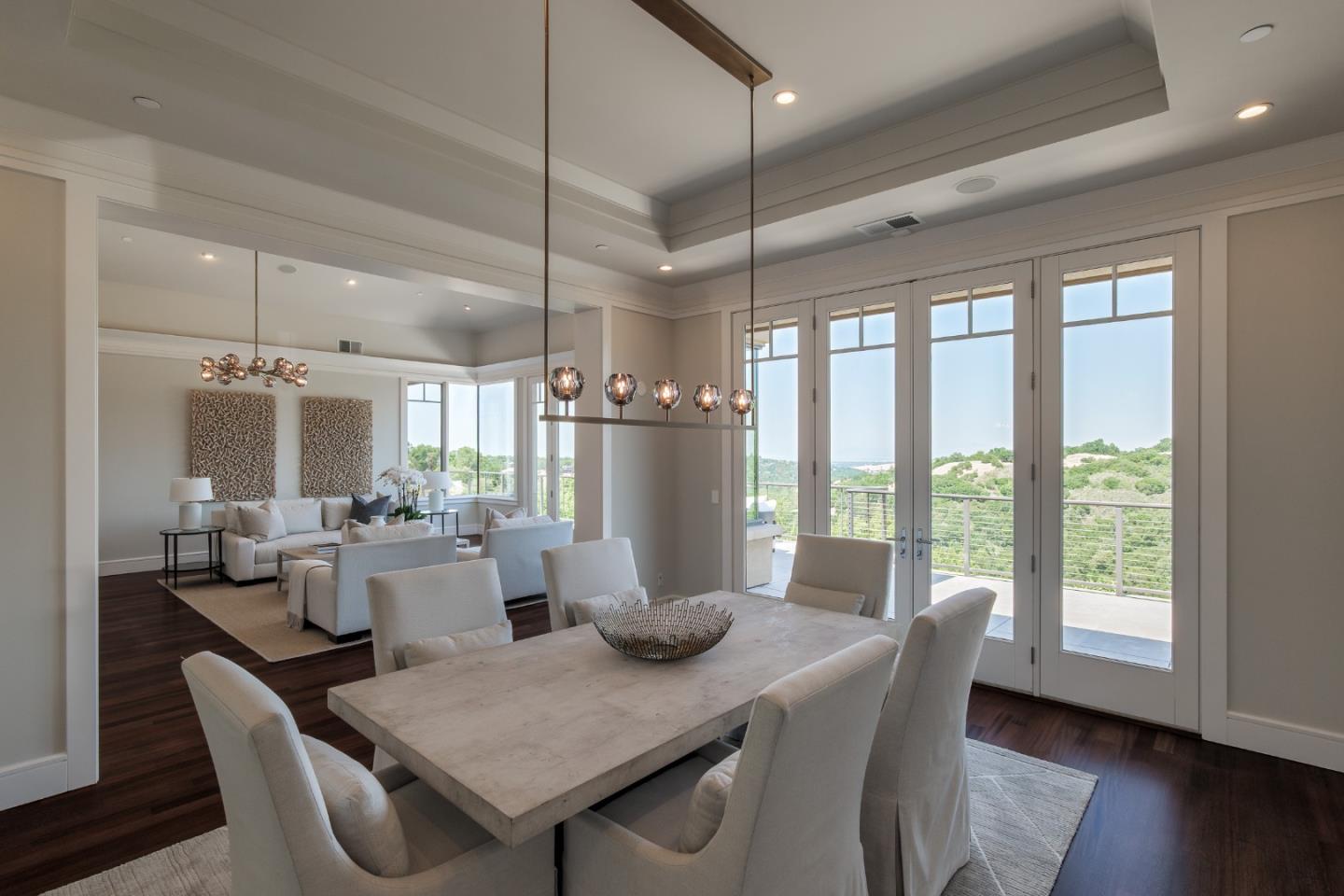 Detail Gallery Image 16 of 71 For 5 Redberry Rdg, Portola Valley,  CA 94028 - 6 Beds | 6/3 Baths