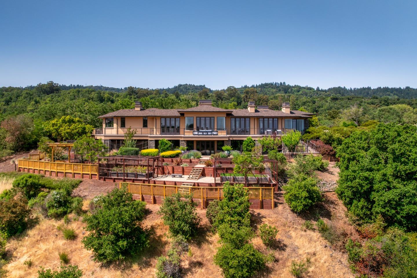 Detail Gallery Image 2 of 71 For 5 Redberry Rdg, Portola Valley,  CA 94028 - 6 Beds | 6/3 Baths