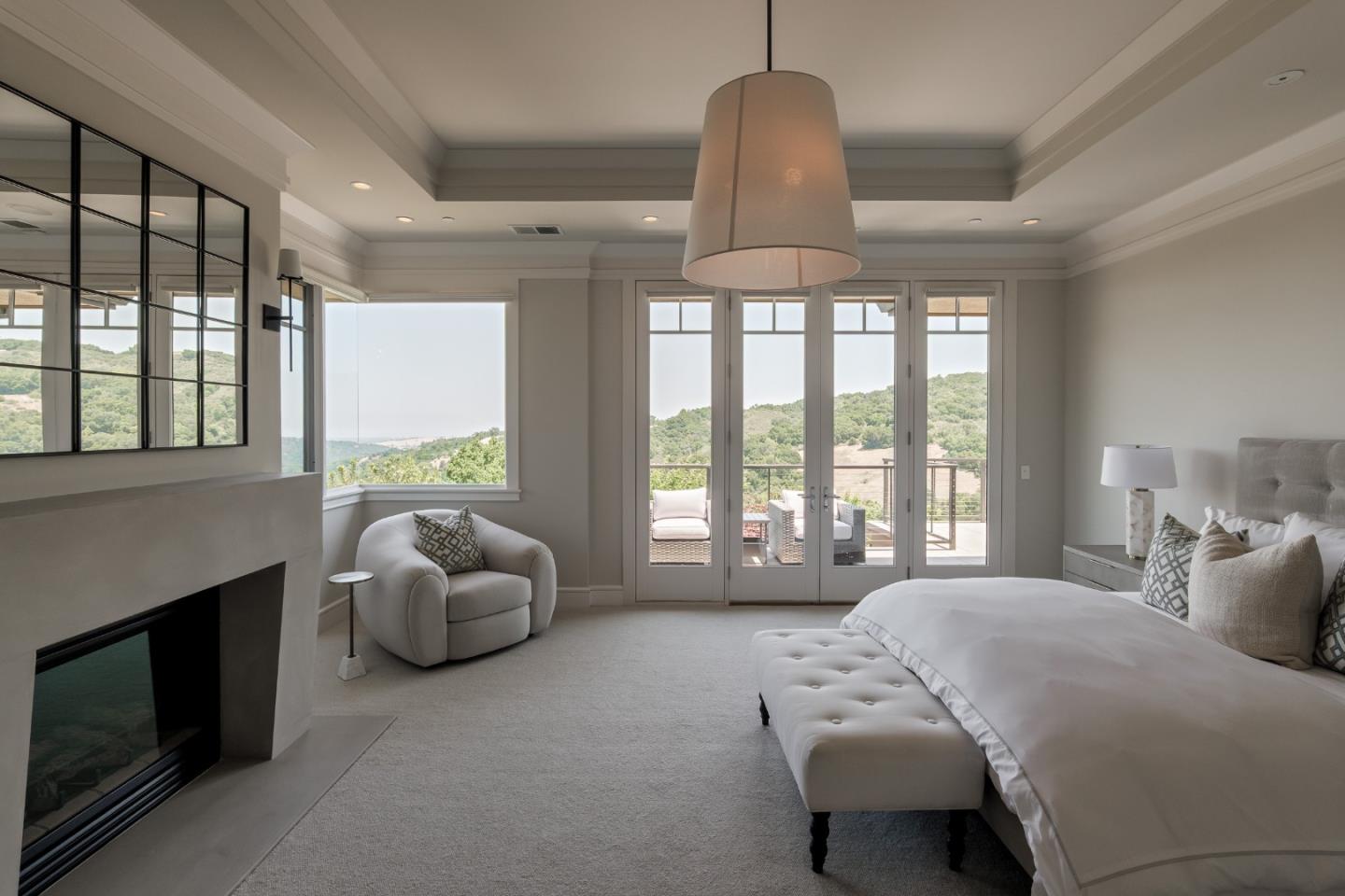 Detail Gallery Image 27 of 71 For 5 Redberry Rdg, Portola Valley,  CA 94028 - 6 Beds | 6/3 Baths