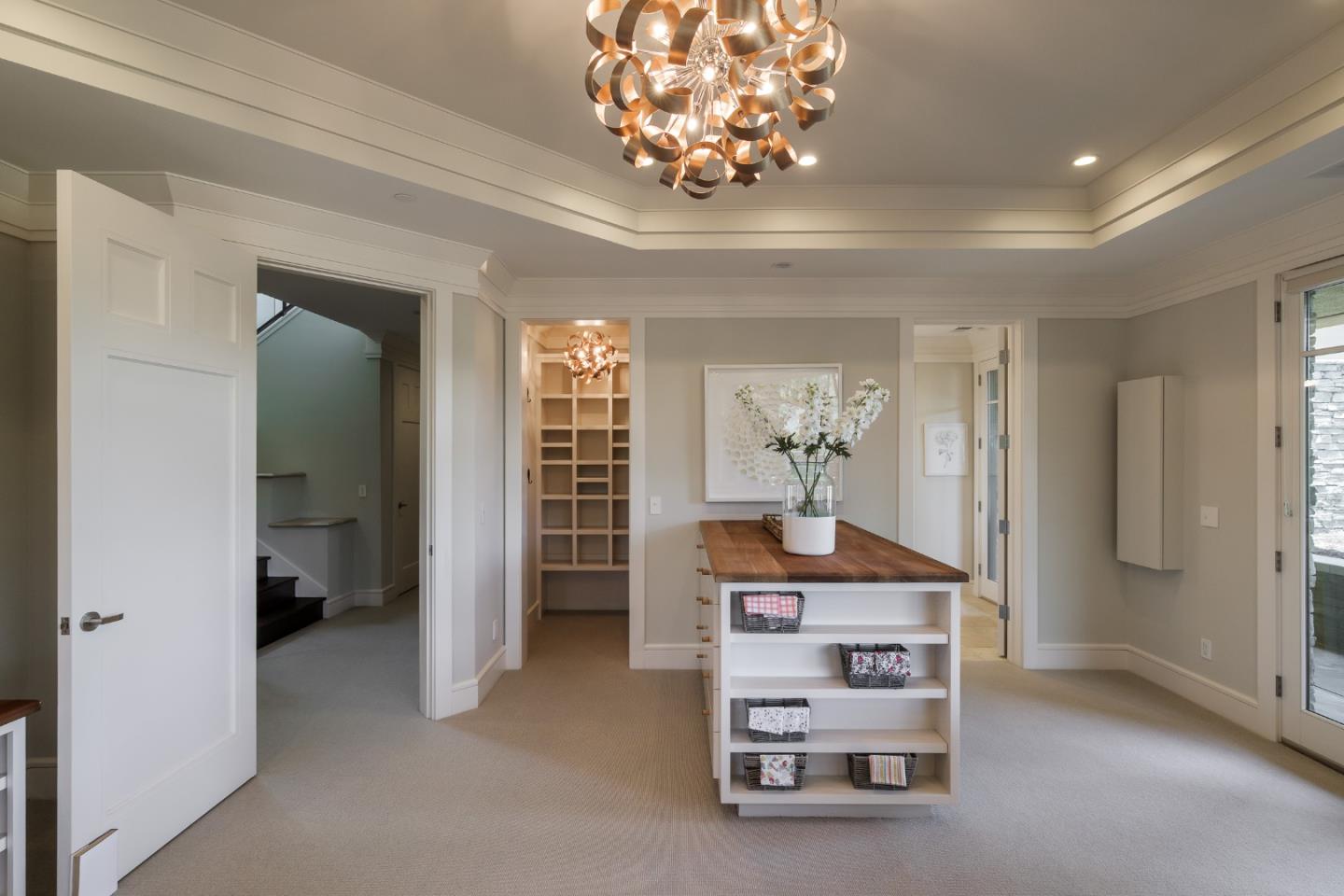 Detail Gallery Image 47 of 71 For 5 Redberry Rdg, Portola Valley,  CA 94028 - 6 Beds | 6/3 Baths