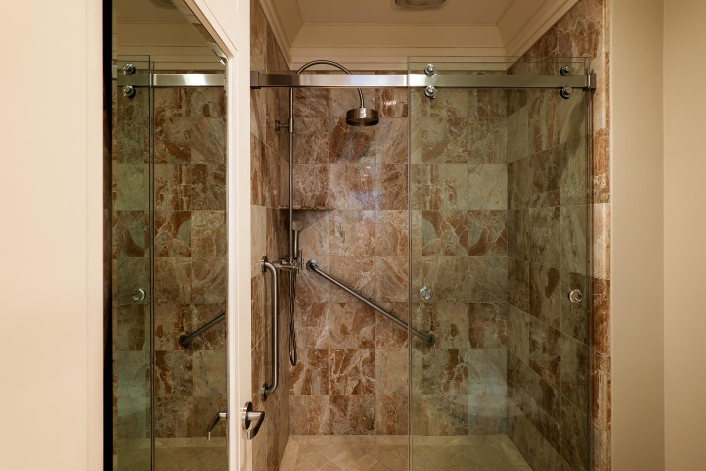 Detail Gallery Image 58 of 71 For 5 Redberry Rdg, Portola Valley,  CA 94028 - 6 Beds | 6/3 Baths