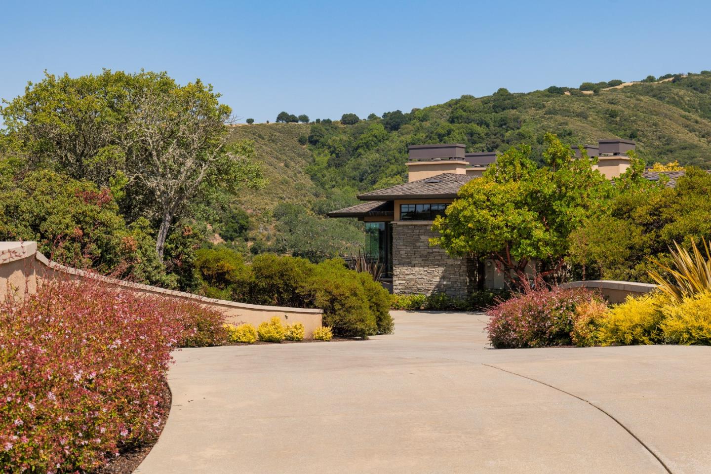 Detail Gallery Image 67 of 71 For 5 Redberry Rdg, Portola Valley,  CA 94028 - 6 Beds | 6/3 Baths