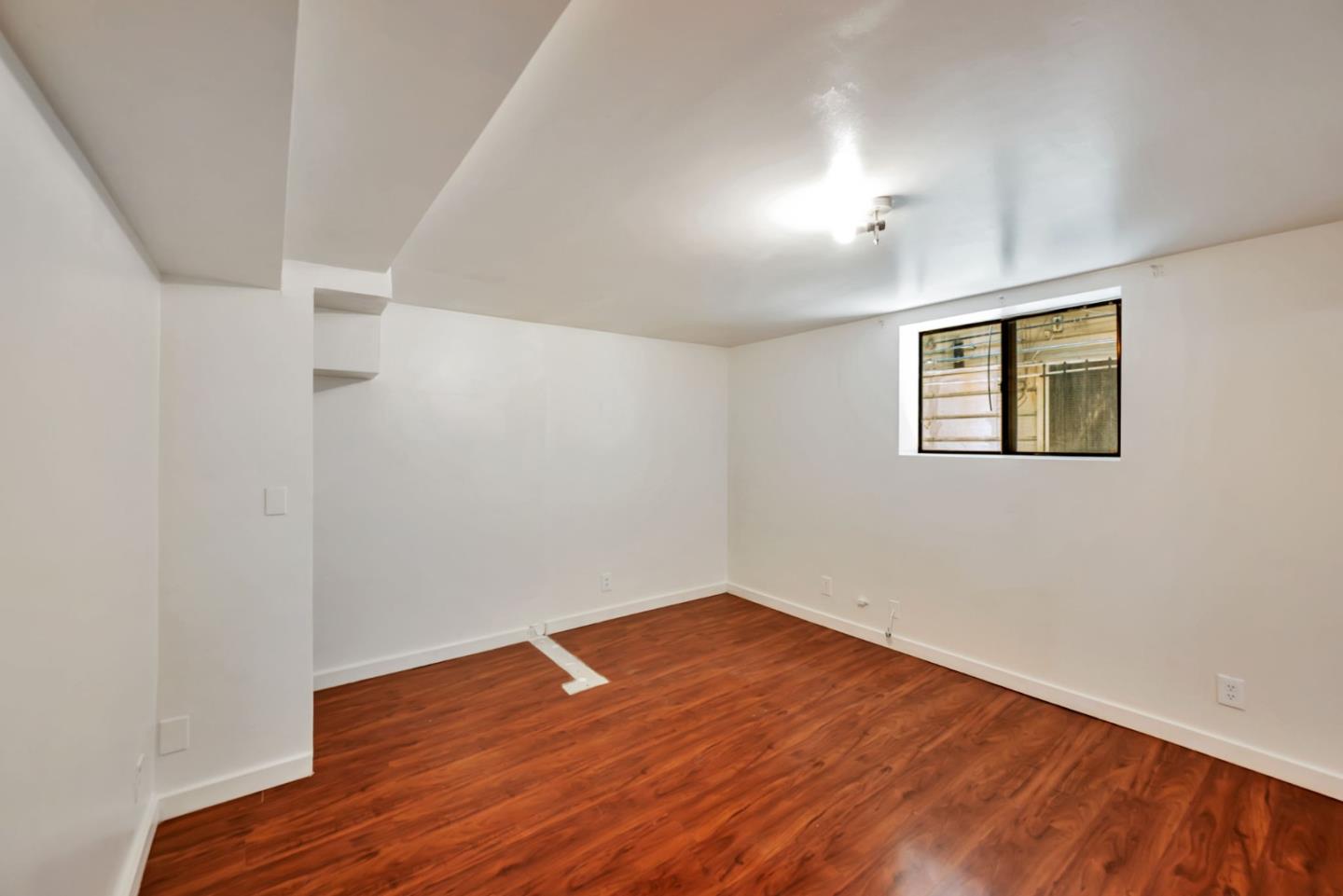 Detail Gallery Image 32 of 44 For 2664 22nd St, San Francisco,  CA 94110 - – Beds | – Baths