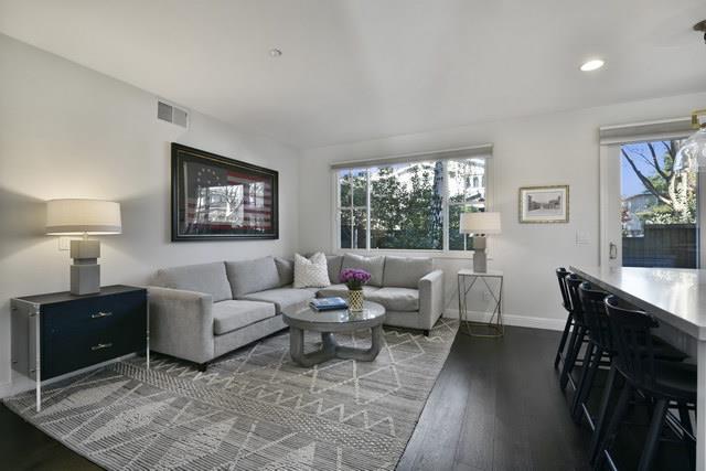 Detail Gallery Image 4 of 10 For 580 Laurel St, Menlo Park,  CA 94025 - 4 Beds | 2/1 Baths