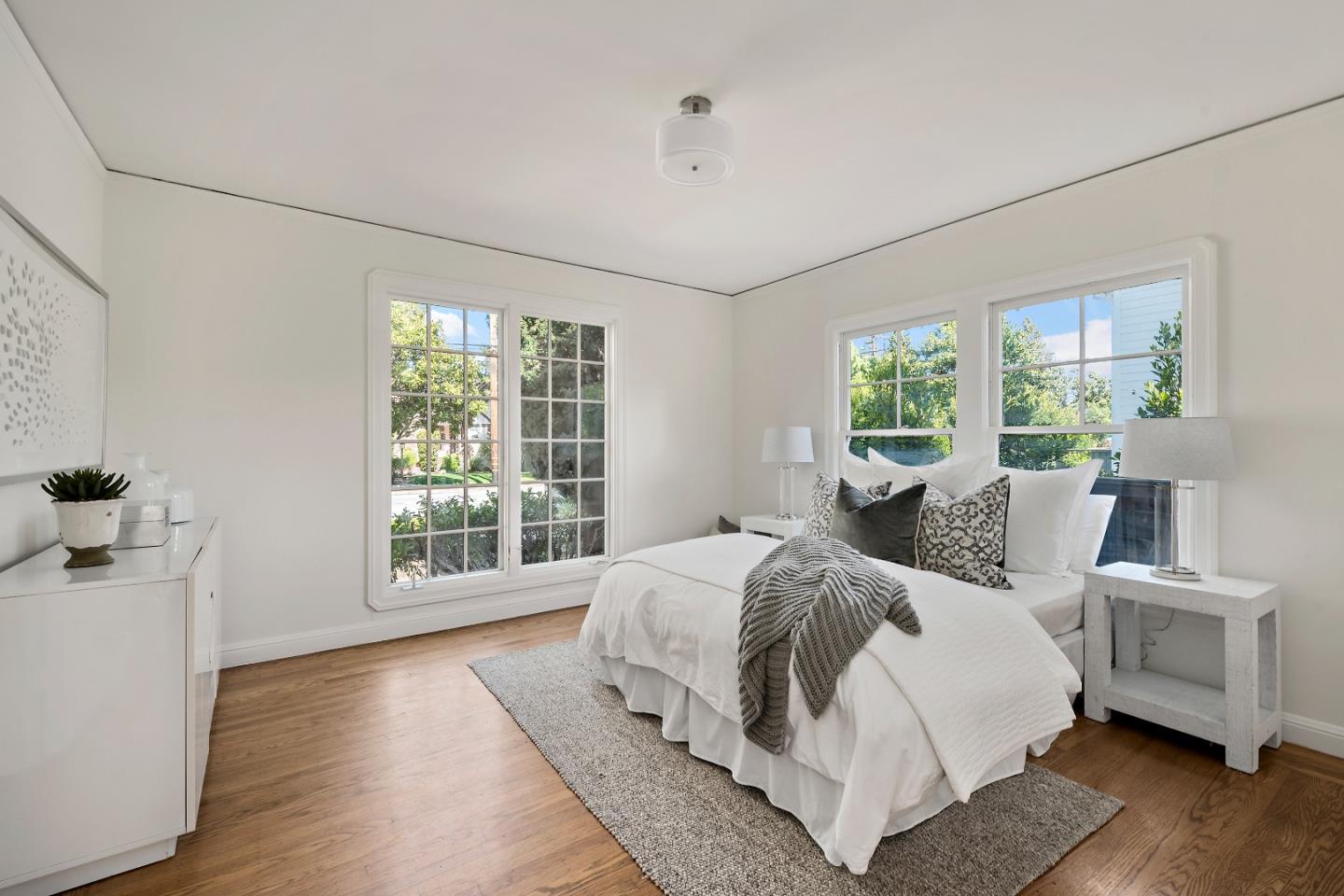 Detail Gallery Image 14 of 25 For 2425 Whipple Ave, Redwood City,  CA 94062 - 2 Beds | 2 Baths