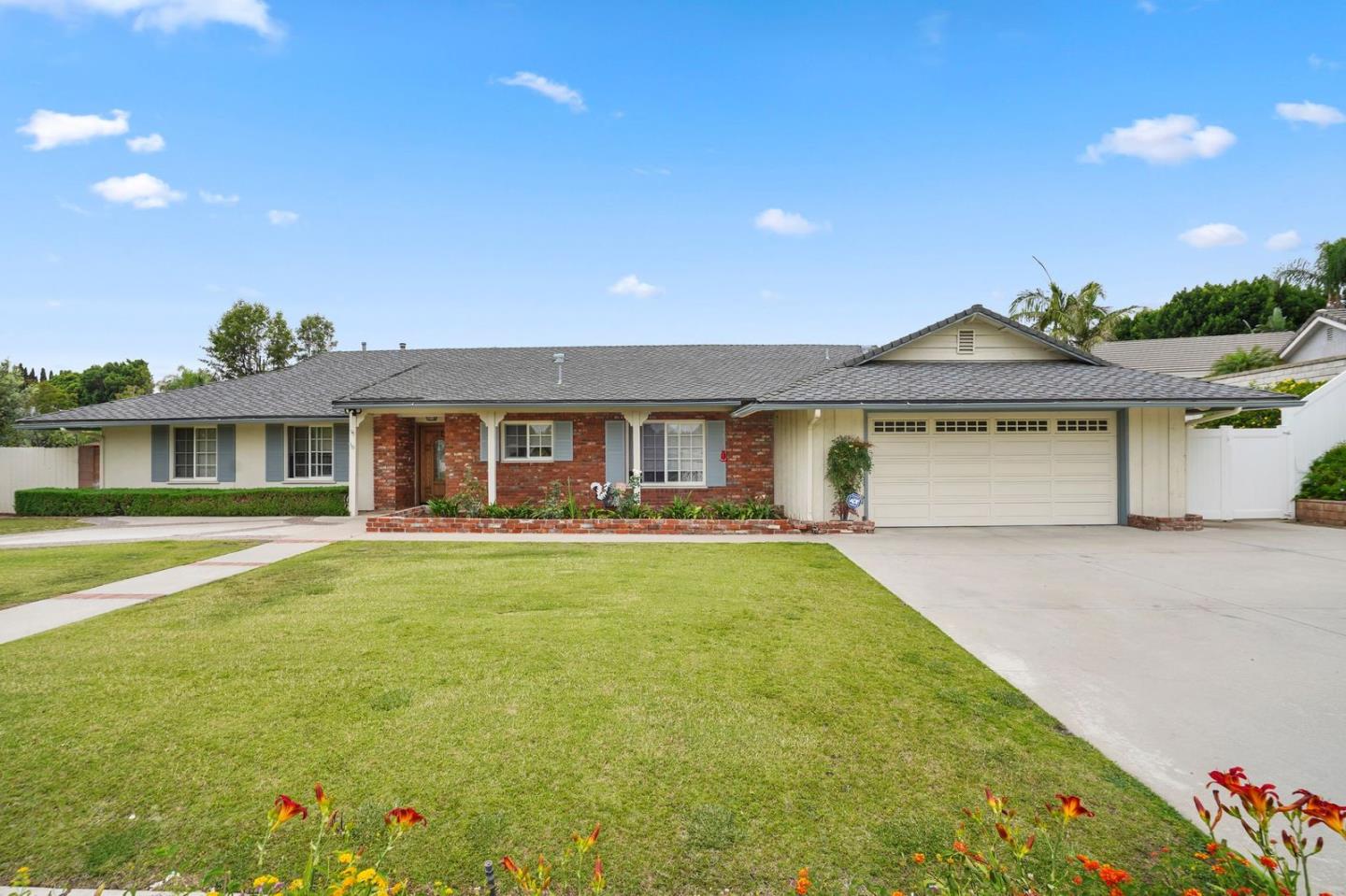 Detail Gallery Image 2 of 10 For 5101 Club Terrace Dr, Yorba Linda,  CA 92886 - 4 Beds | 2/1 Baths