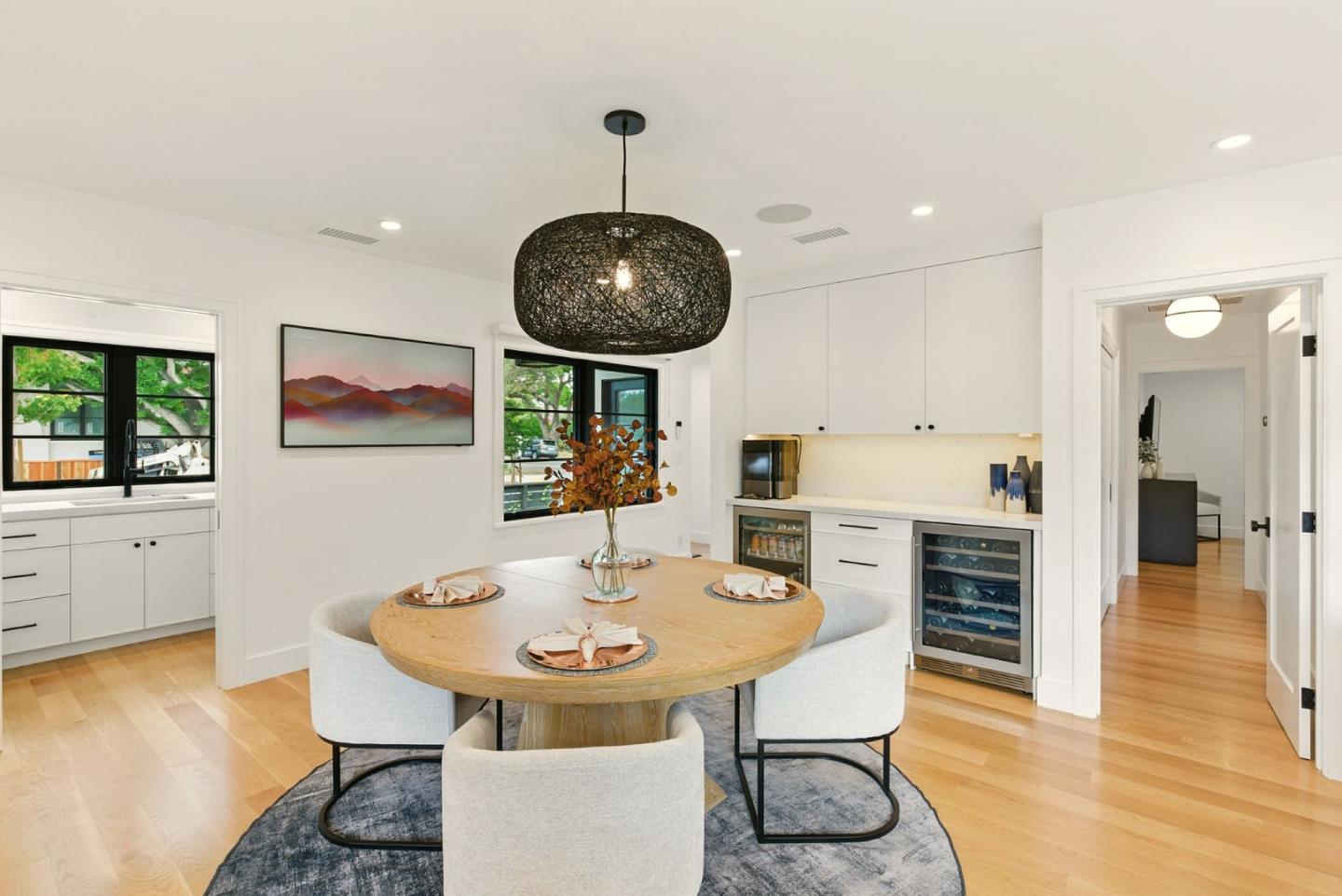 Detail Gallery Image 11 of 41 For 240 Bancroft Rd, Burlingame,  CA 94010 - 4 Beds | 2/1 Baths