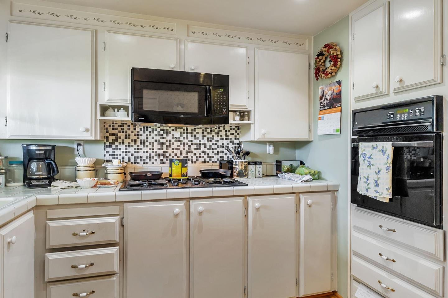 Detail Gallery Image 10 of 23 For 2435 Felt #71,  Santa Cruz,  CA 95062 - 2 Beds | 2 Baths