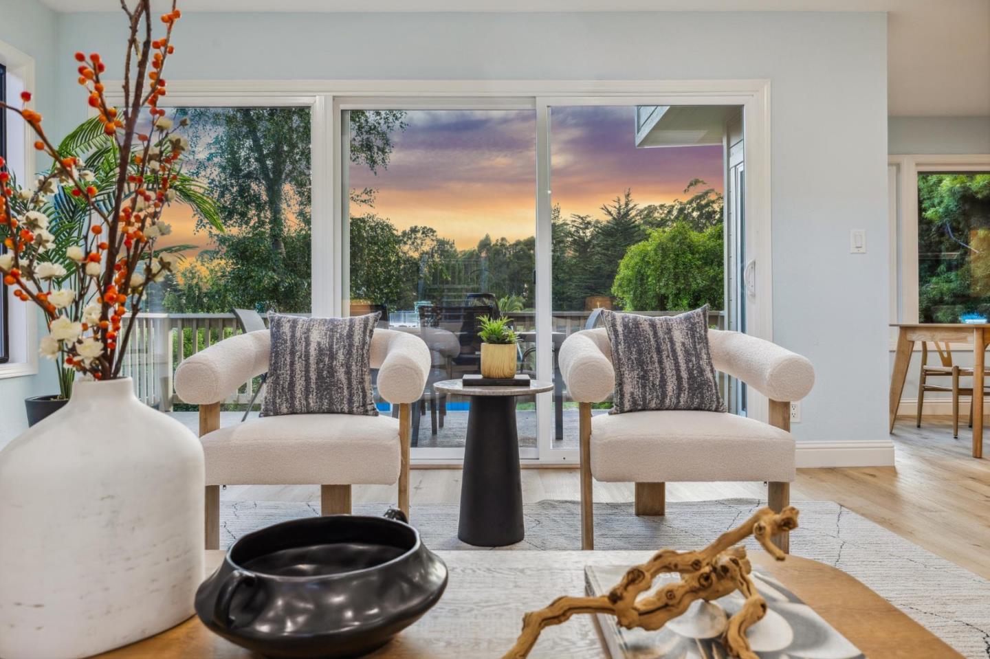 Detail Gallery Image 15 of 64 For 389 Avenue Granada, El Granada,  CA 94018 - 5 Beds | 3 Baths