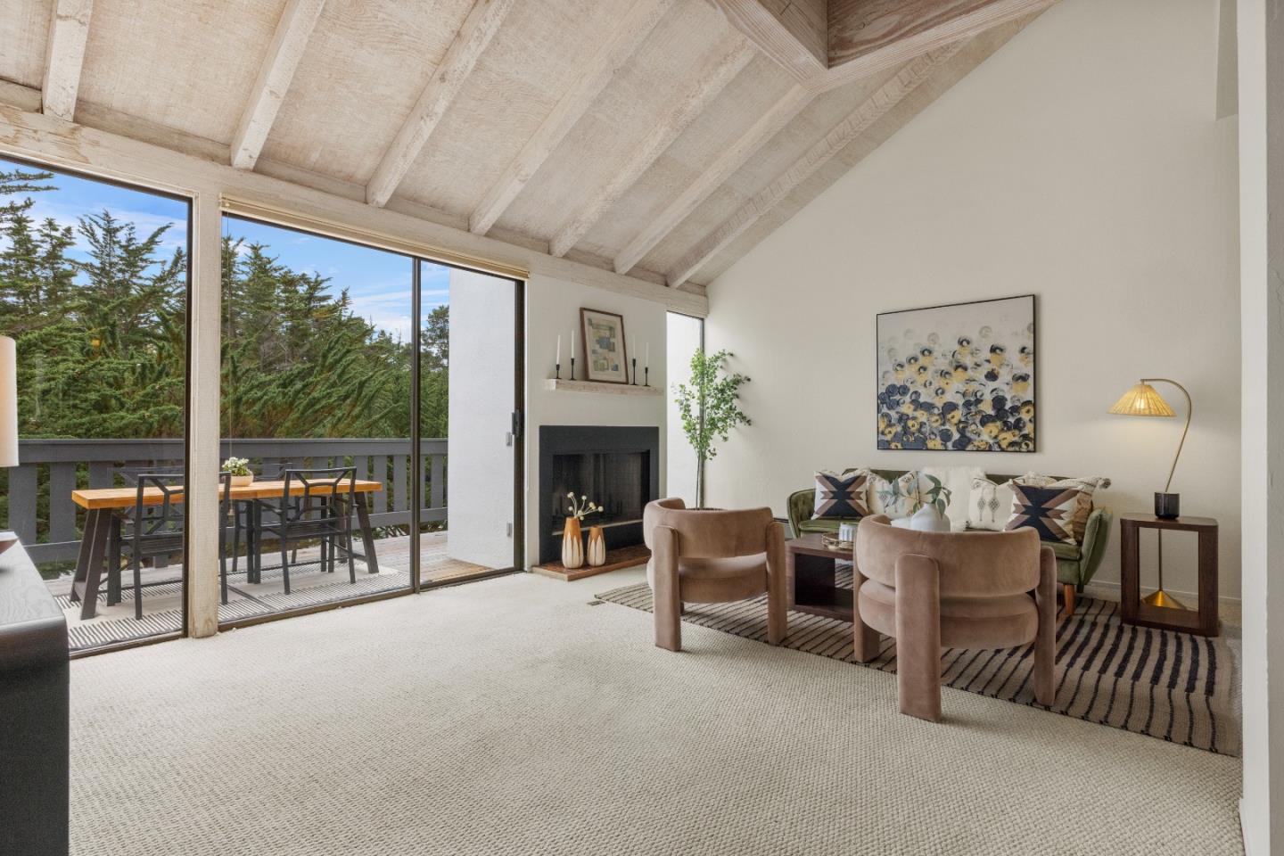 Detail Gallery Image 3 of 46 For 3600 High Meadow Dr #7,  Carmel,  CA 93923 - 2 Beds | 1/1 Baths