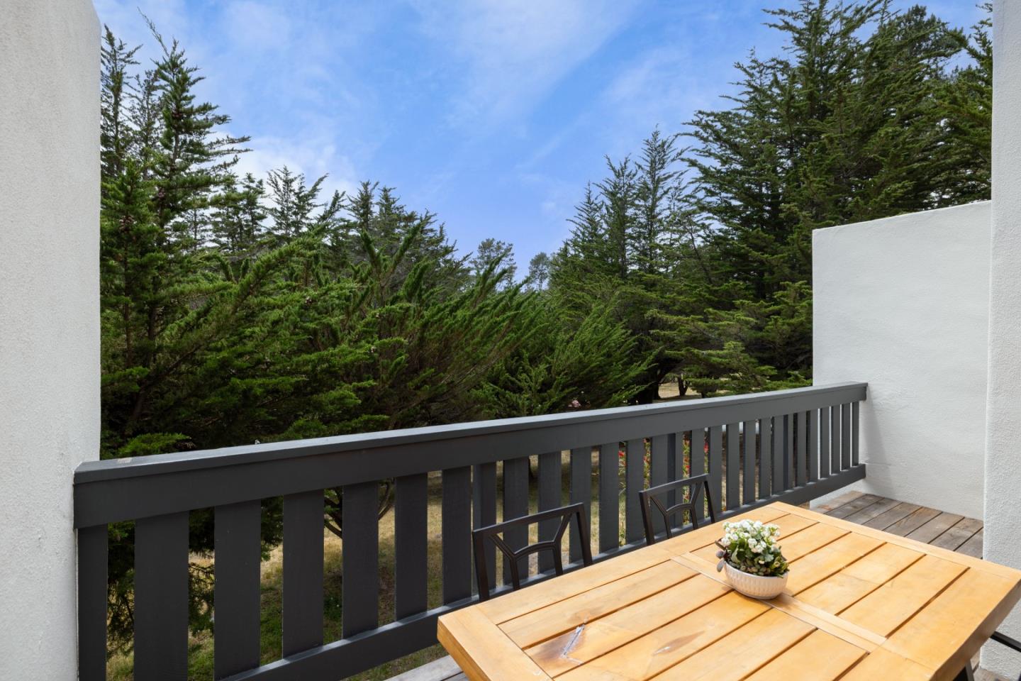 Detail Gallery Image 33 of 46 For 3600 High Meadow Dr #7,  Carmel,  CA 93923 - 2 Beds | 1/1 Baths