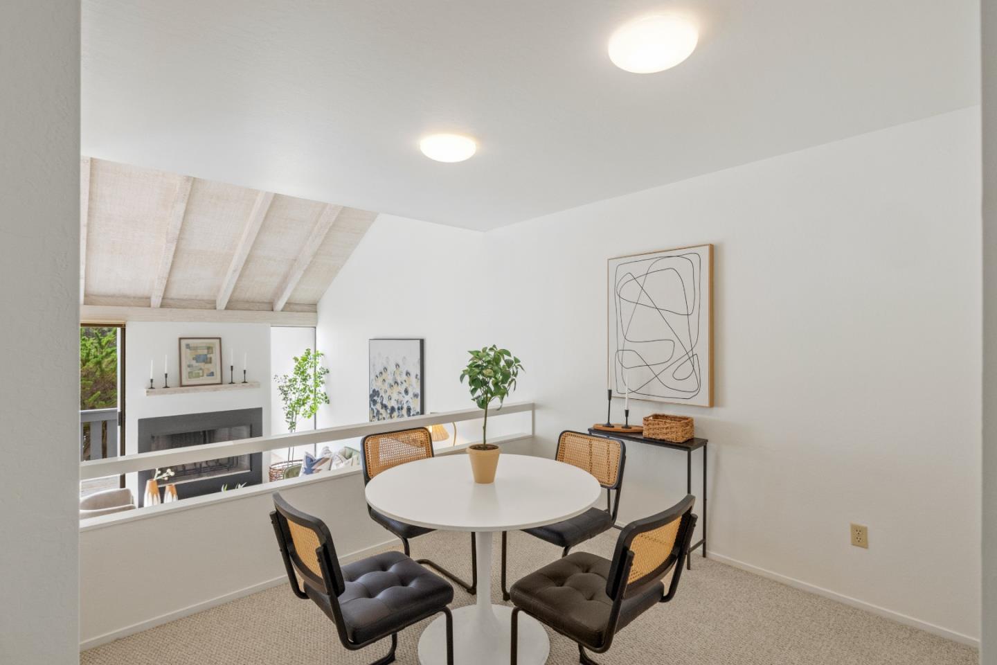 Detail Gallery Image 7 of 46 For 3600 High Meadow Dr #7,  Carmel,  CA 93923 - 2 Beds | 1/1 Baths