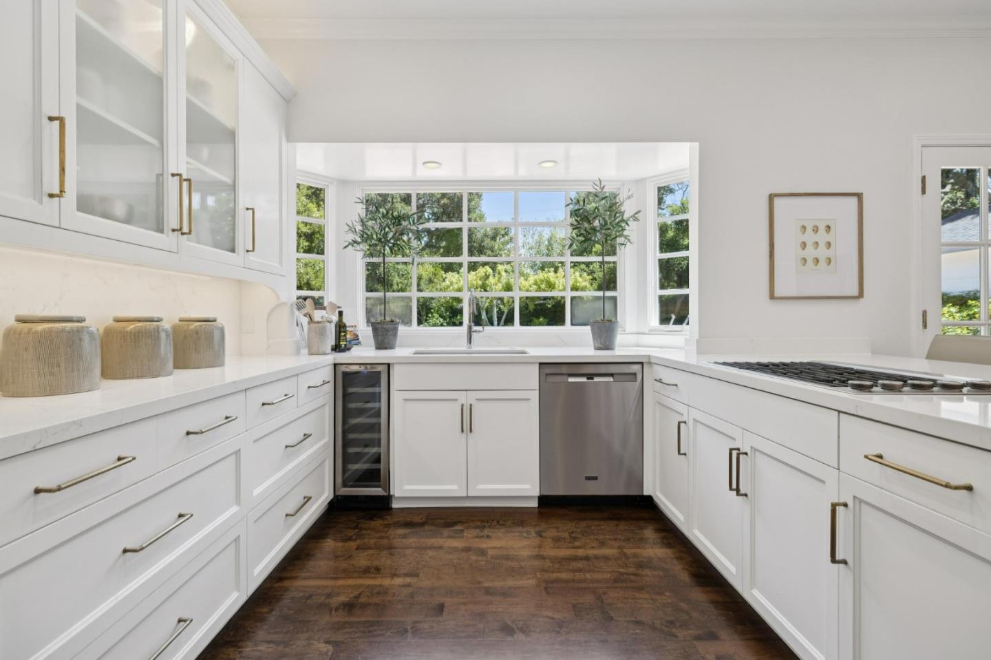 Detail Gallery Image 18 of 73 For 54 & 80 Rosewood Dr, Atherton,  CA 94027 - 5 Beds | 4/2 Baths