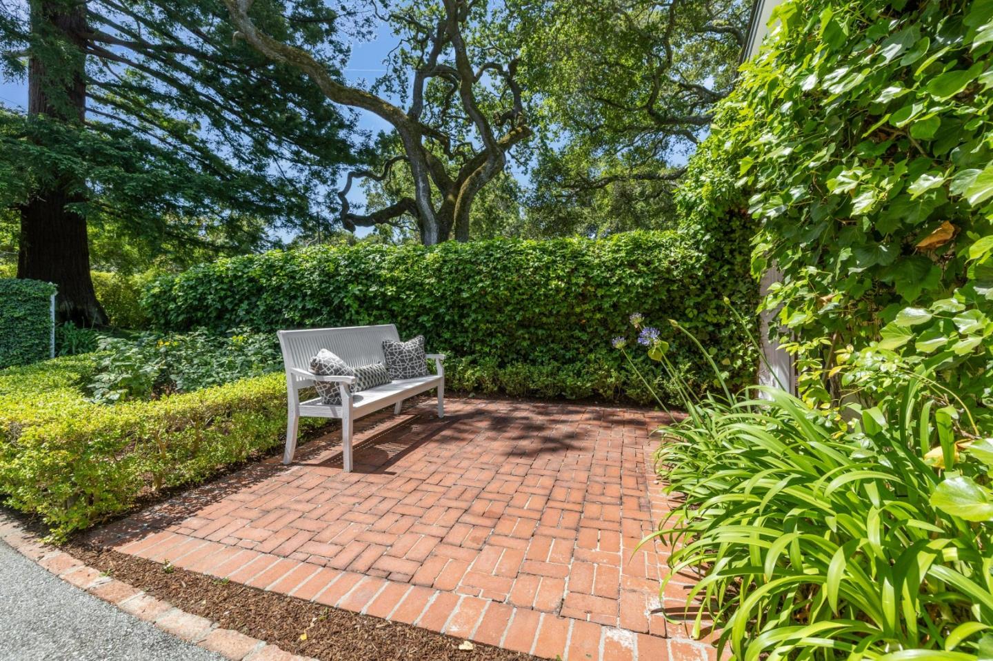 Detail Gallery Image 25 of 73 For 54 & 80 Rosewood Dr, Atherton,  CA 94027 - 5 Beds | 4/2 Baths