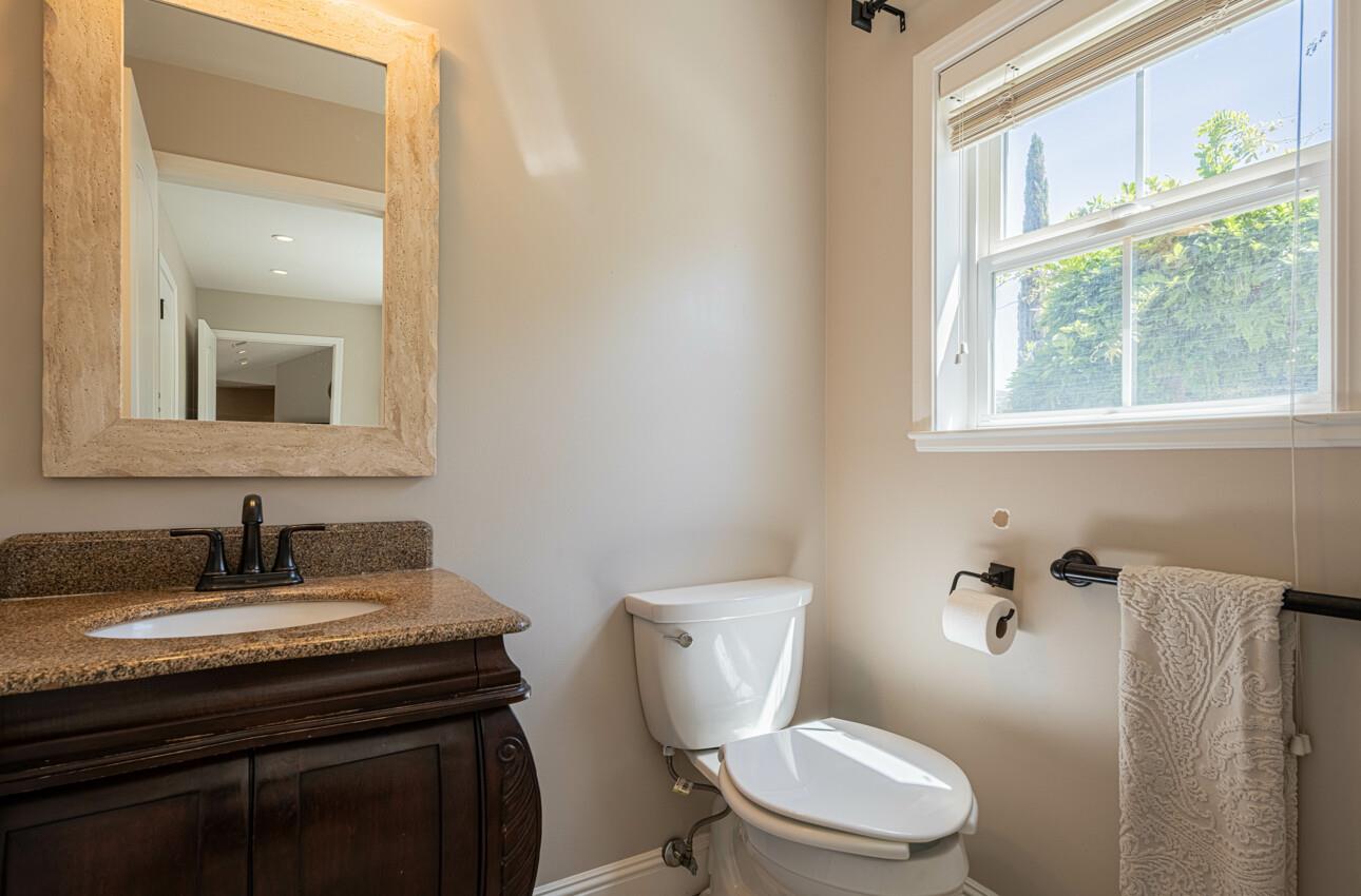 Detail Gallery Image 18 of 45 For 22470 Estoque Pl, Salinas,  CA 93908 - 4 Beds | 2/1 Baths