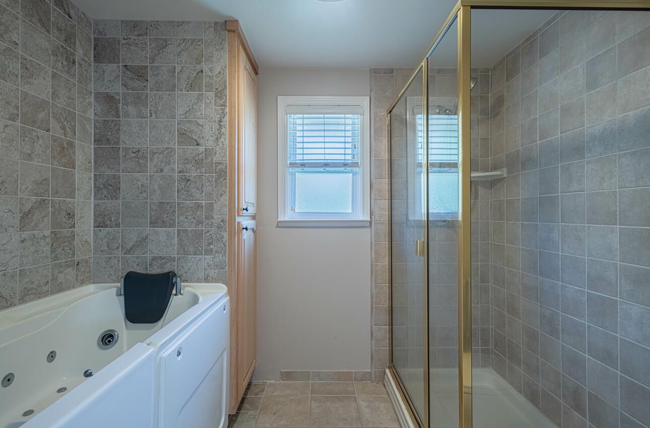 Detail Gallery Image 25 of 45 For 22470 Estoque Pl, Salinas,  CA 93908 - 4 Beds | 2/1 Baths
