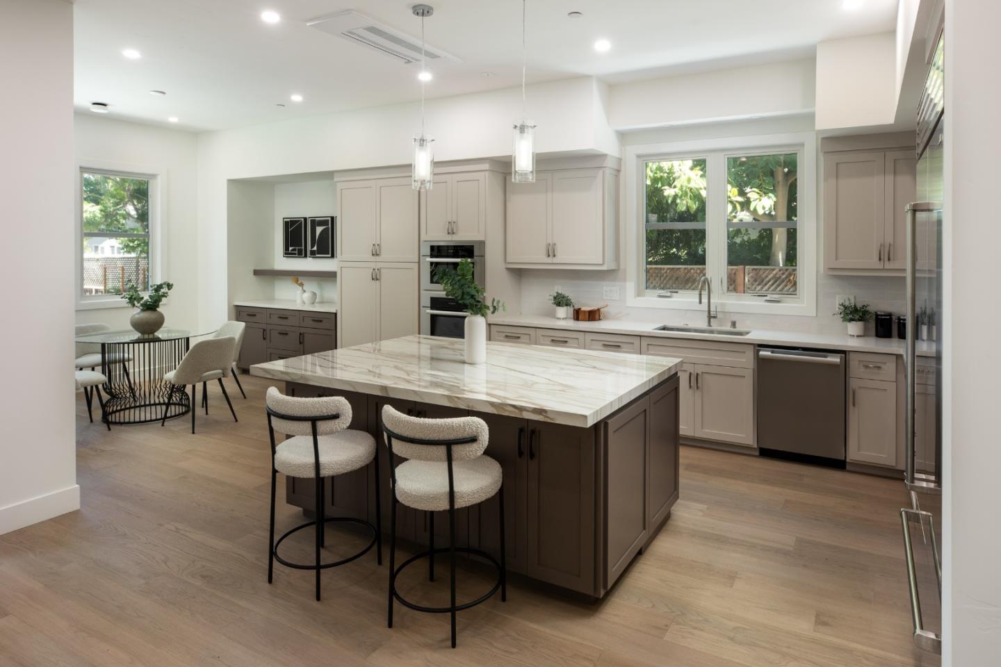 Detail Gallery Image 13 of 38 For 195 N 3rd St, Campbell,  CA 95008 - 4 Beds | 3 Baths