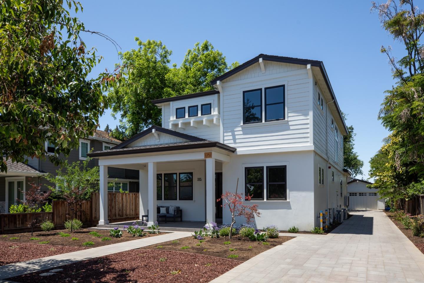 Detail Gallery Image 2 of 38 For 195 N 3rd St, Campbell,  CA 95008 - 4 Beds | 3 Baths