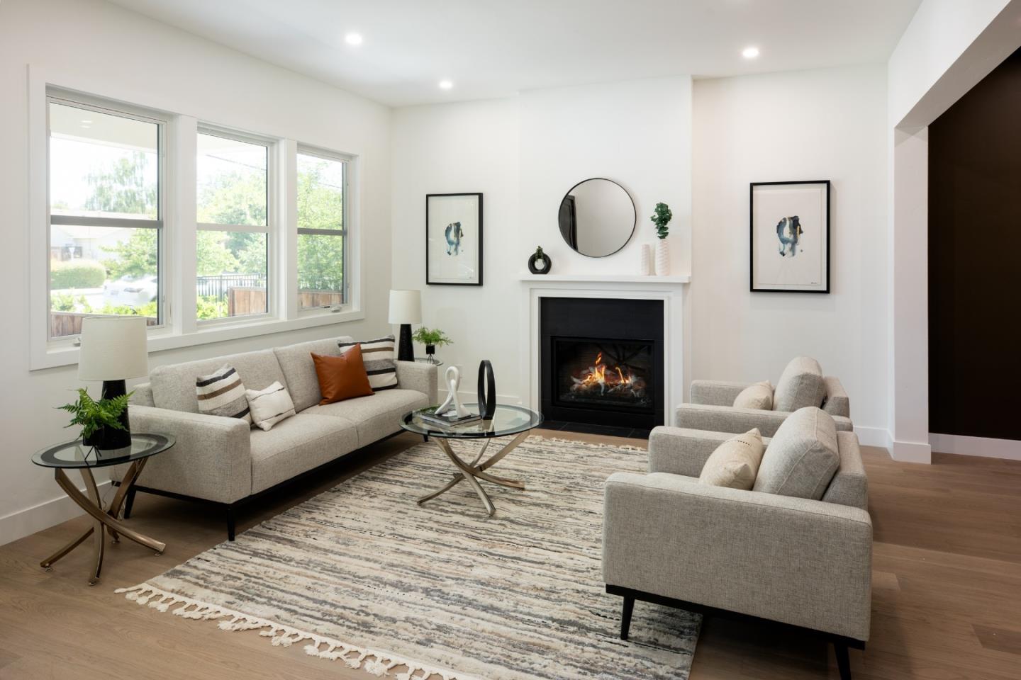 Detail Gallery Image 6 of 38 For 195 N 3rd St, Campbell,  CA 95008 - 4 Beds | 3 Baths