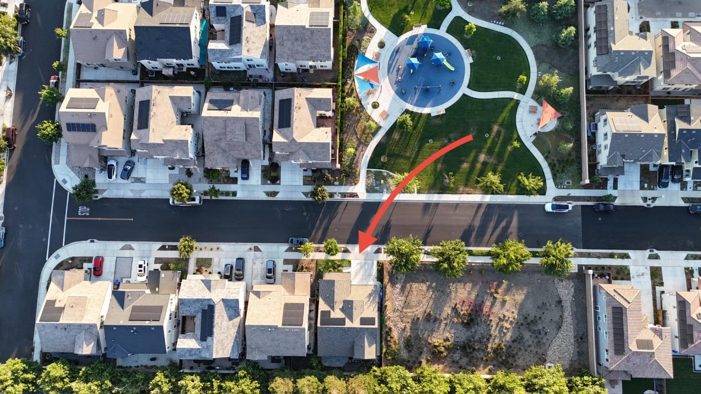 Detail Gallery Image 2 of 32 For 2700 Alexia Ln, Brentwood,  CA 94513 - 3 Beds | 2/1 Baths