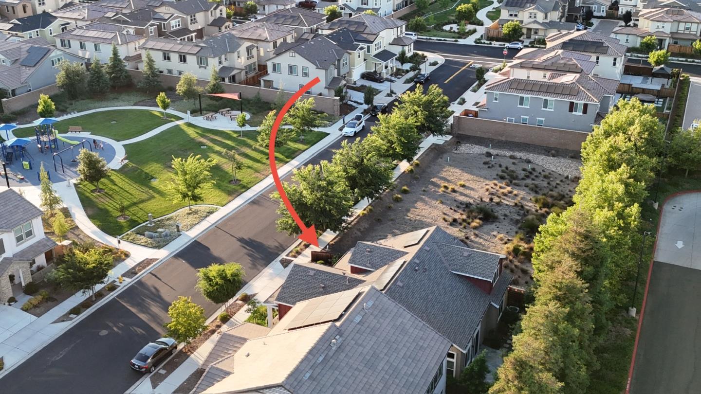 Detail Gallery Image 3 of 32 For 2700 Alexia Ln, Brentwood,  CA 94513 - 3 Beds | 2/1 Baths