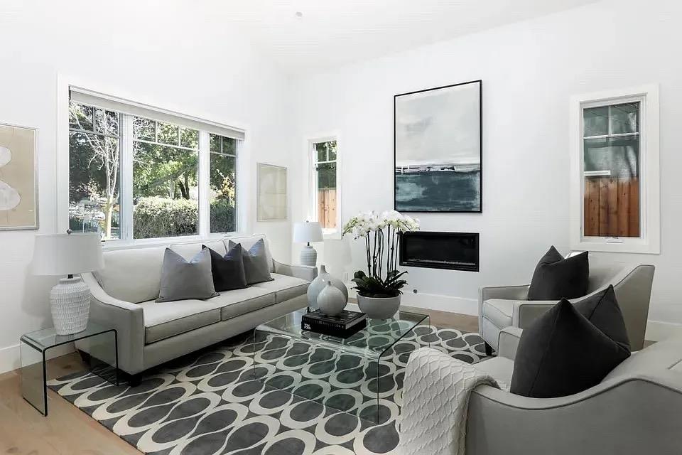 Detail Gallery Image 14 of 17 For 1911 Menalto Ave, Menlo Park,  CA 94025 - 4 Beds | 4/1 Baths