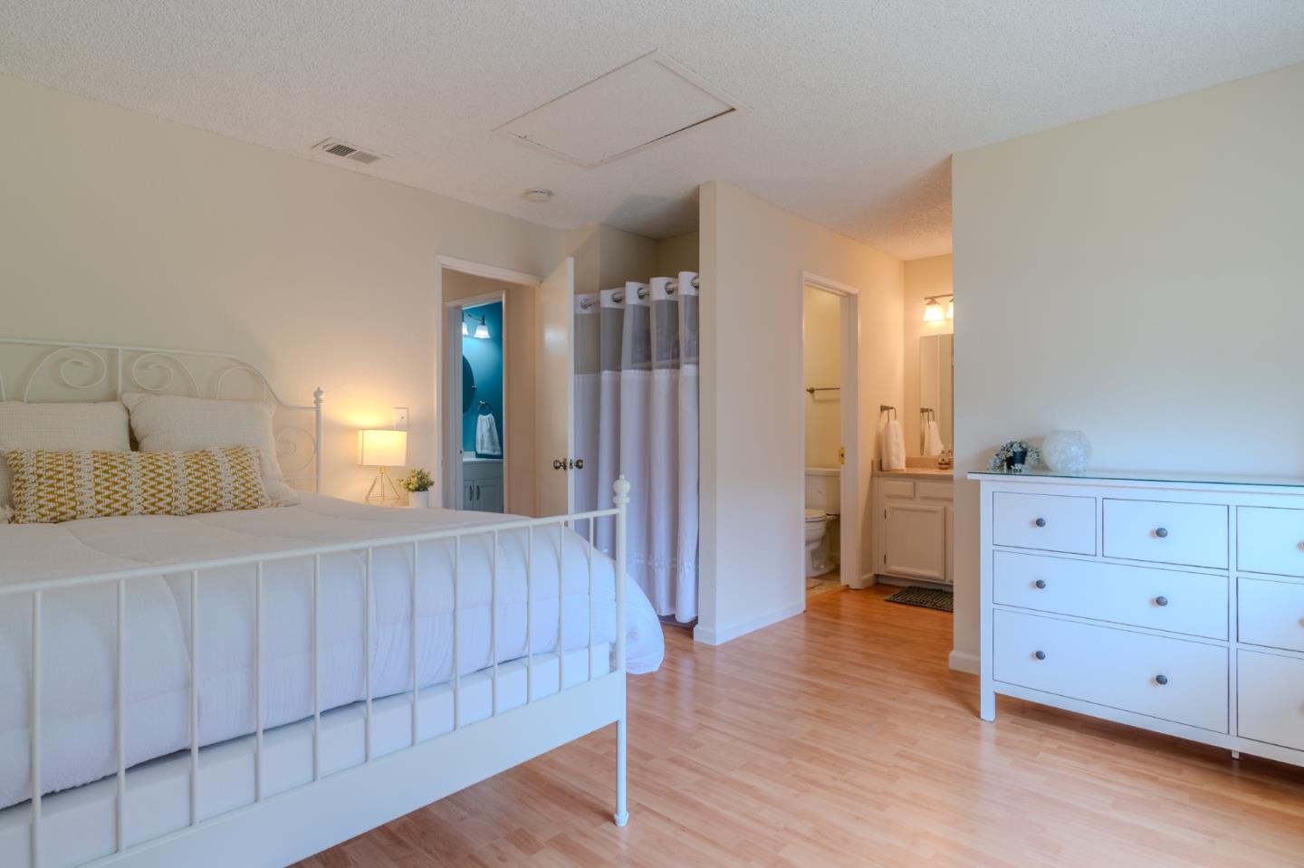 Detail Gallery Image 21 of 37 For 1263 Rosita Rd, Pacifica,  CA 94044 - 3 Beds | 2/1 Baths