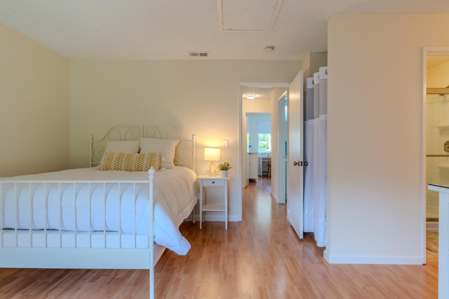 Detail Gallery Image 22 of 37 For 1263 Rosita Rd, Pacifica,  CA 94044 - 3 Beds | 2/1 Baths
