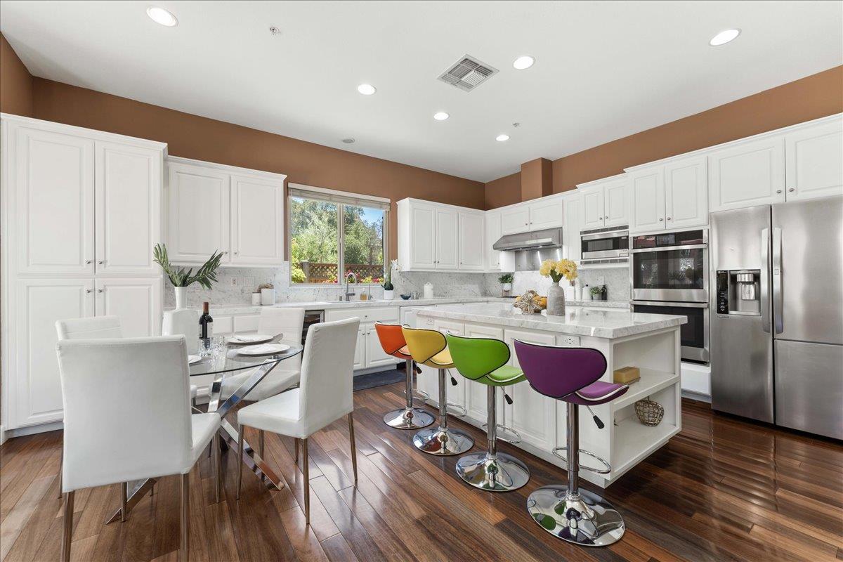Detail Gallery Image 11 of 44 For 3440 Gravina Pl, Pleasanton,  CA 94566 - 4 Beds | 3 Baths