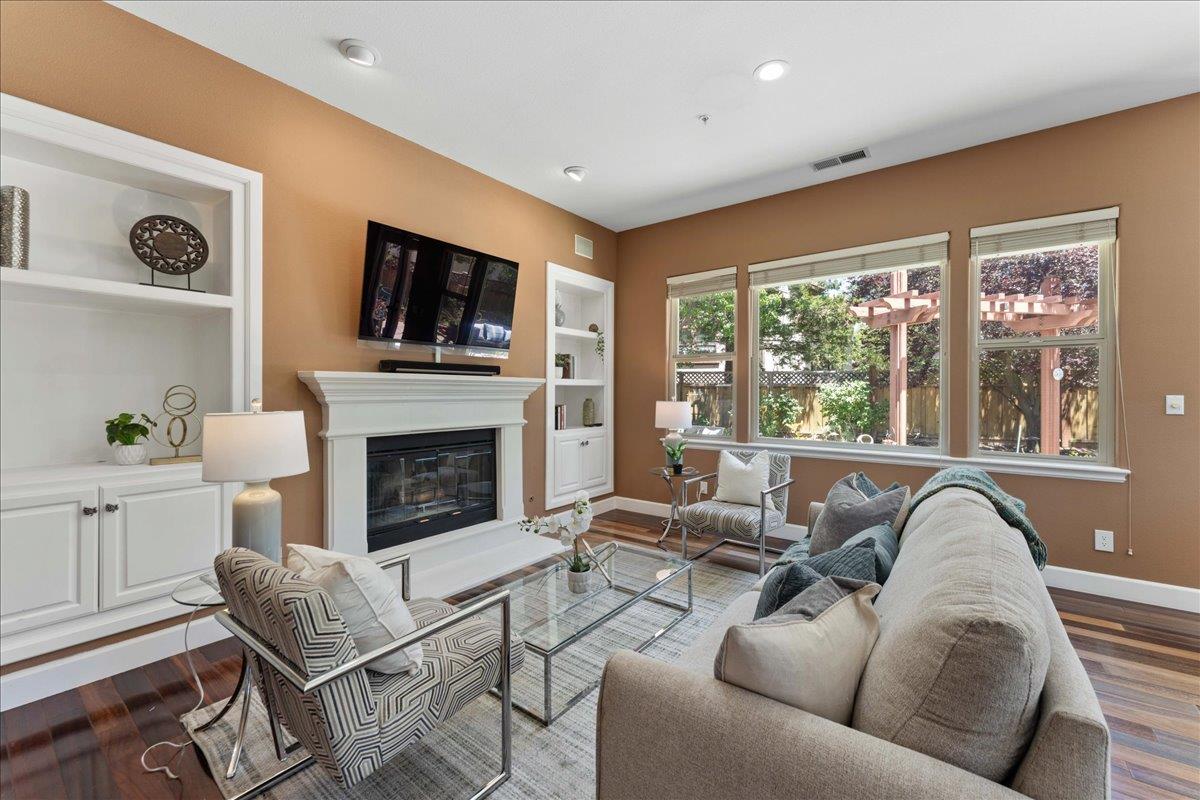 Detail Gallery Image 12 of 44 For 3440 Gravina Pl, Pleasanton,  CA 94566 - 4 Beds | 3 Baths