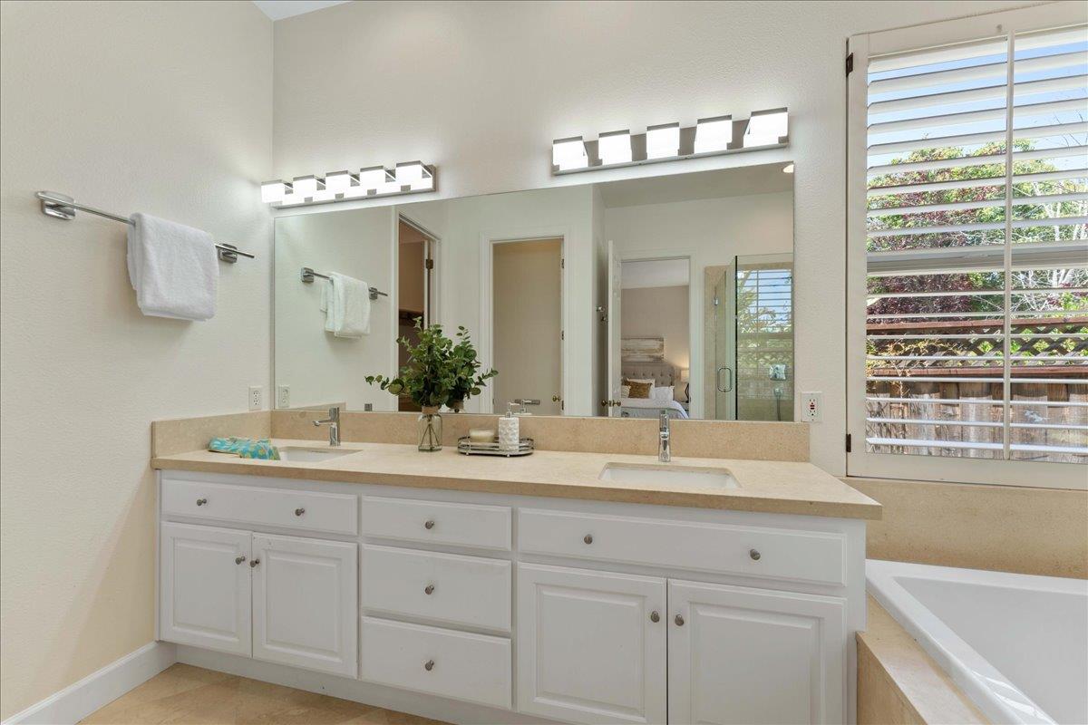 Detail Gallery Image 22 of 44 For 3440 Gravina Pl, Pleasanton,  CA 94566 - 4 Beds | 3 Baths