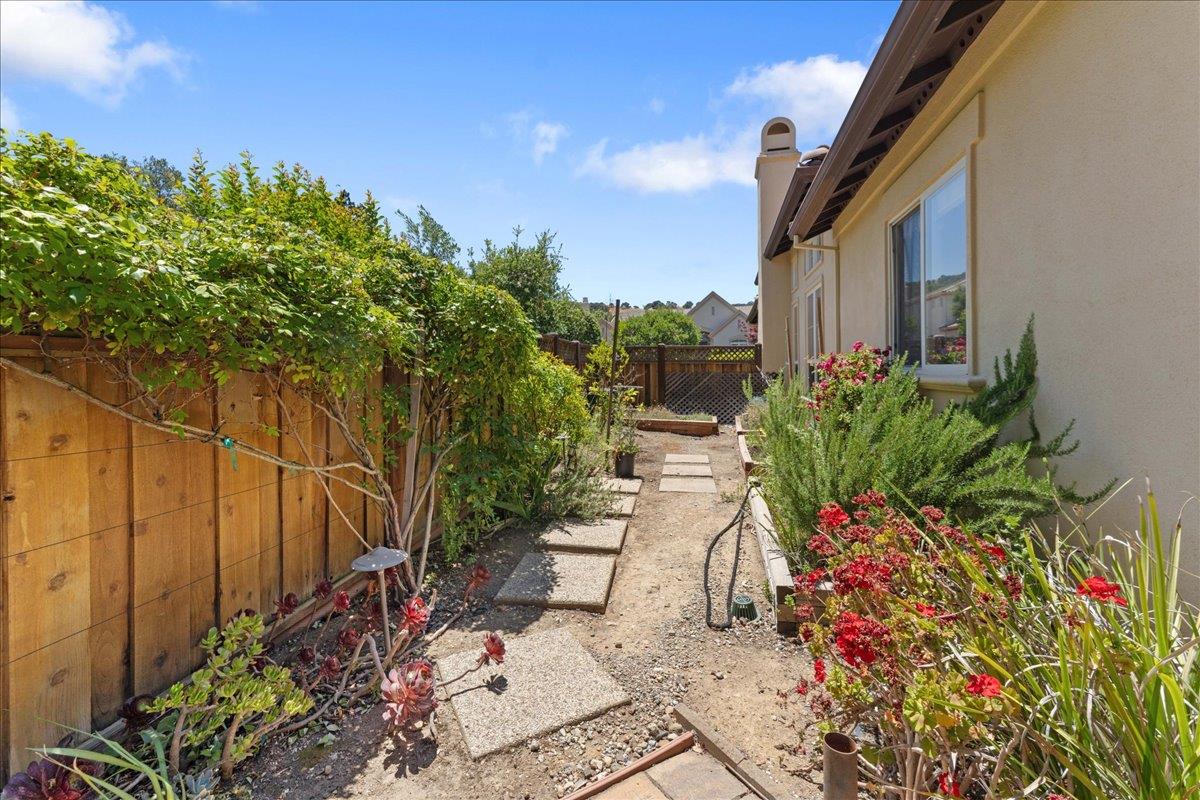Detail Gallery Image 32 of 44 For 3440 Gravina Pl, Pleasanton,  CA 94566 - 4 Beds | 3 Baths