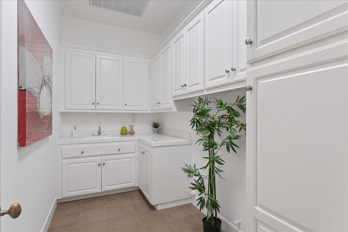 Detail Gallery Image 35 of 44 For 3440 Gravina Pl, Pleasanton,  CA 94566 - 4 Beds | 3 Baths