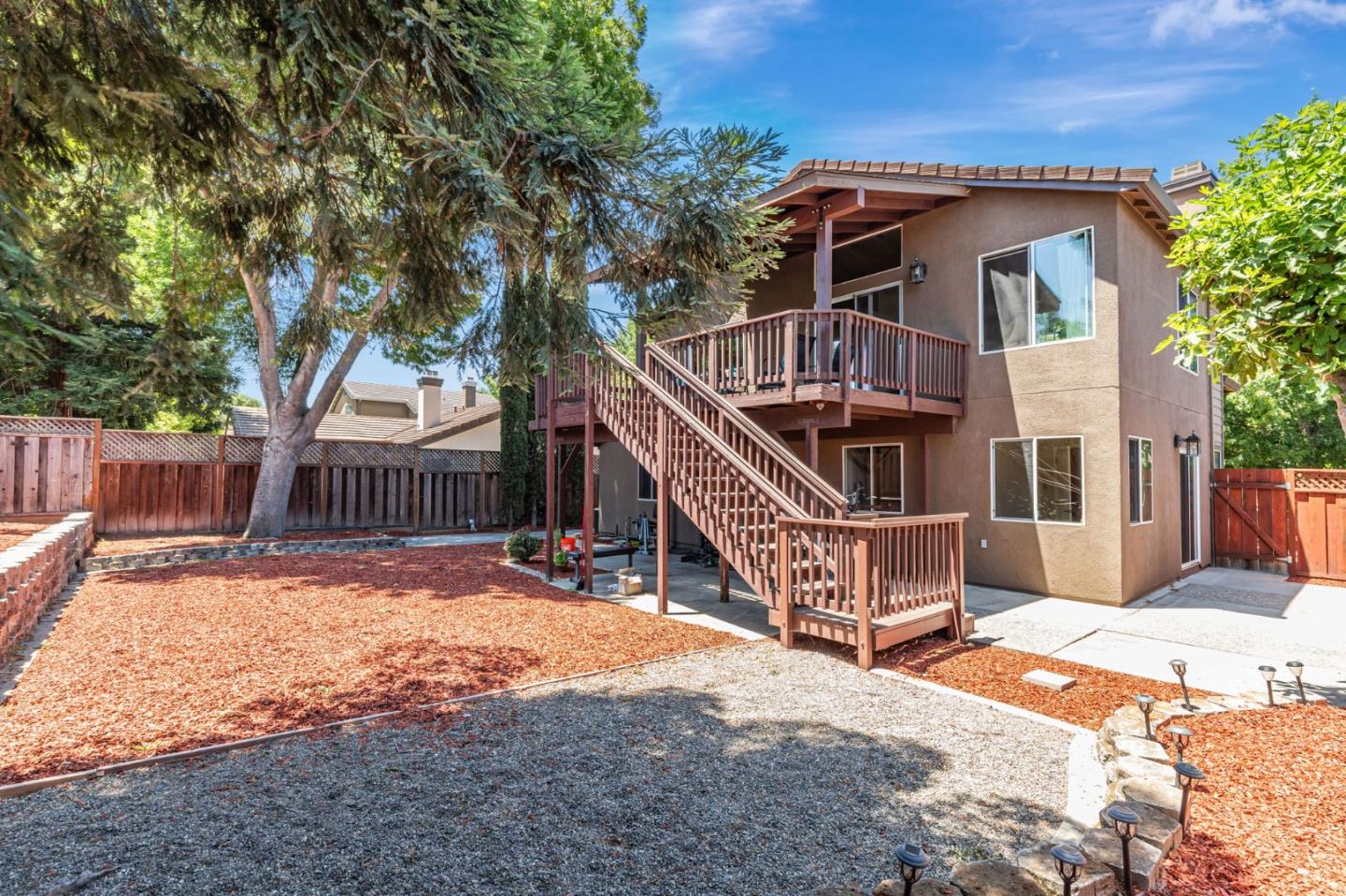 Detail Gallery Image 19 of 21 For 1234 Blacksmith Dr, Gilroy,  CA 95020 - 4 Beds | 2/1 Baths