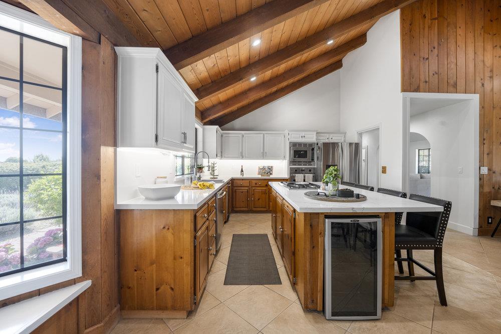 Detail Gallery Image 10 of 58 For 1090 W Edmundson Ave, Morgan Hill,  CA 95037 - 4 Beds | 3 Baths