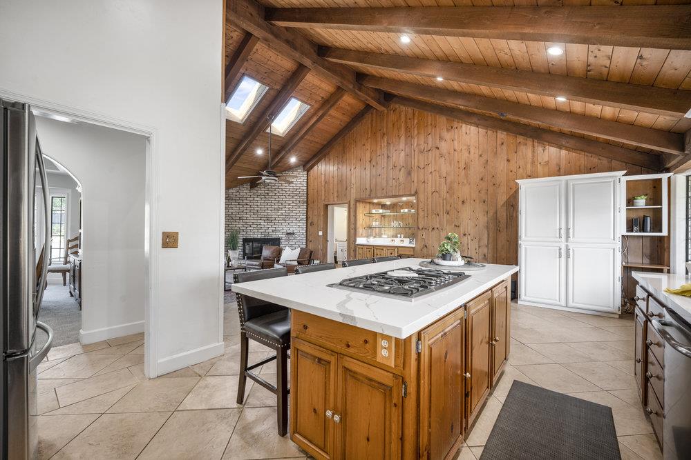 Detail Gallery Image 12 of 58 For 1090 W Edmundson Ave, Morgan Hill,  CA 95037 - 4 Beds | 3 Baths