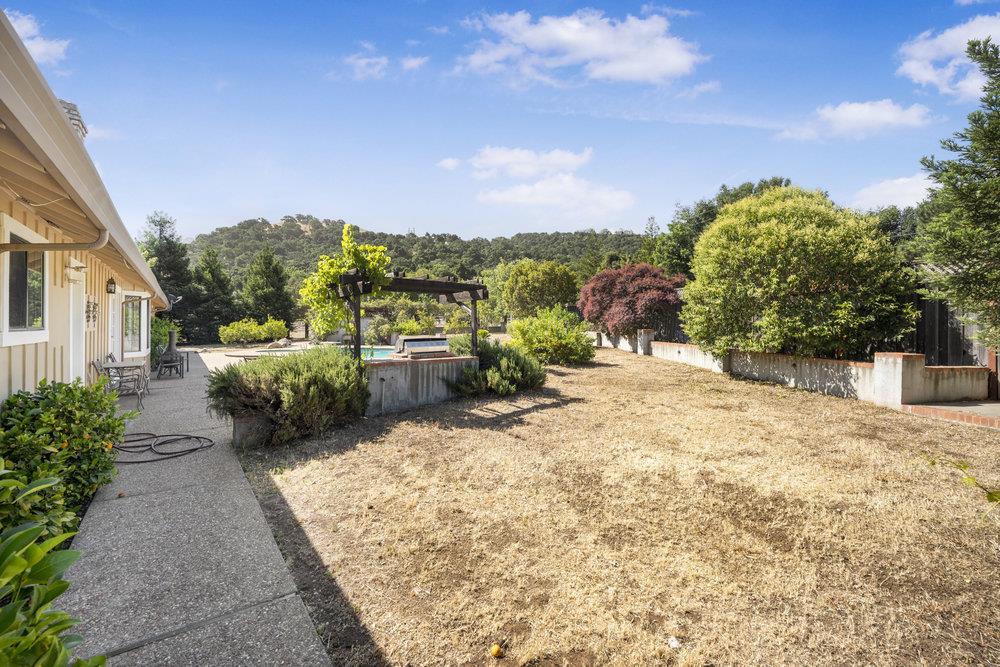 Detail Gallery Image 32 of 58 For 1090 W Edmundson Ave, Morgan Hill,  CA 95037 - 4 Beds | 3 Baths