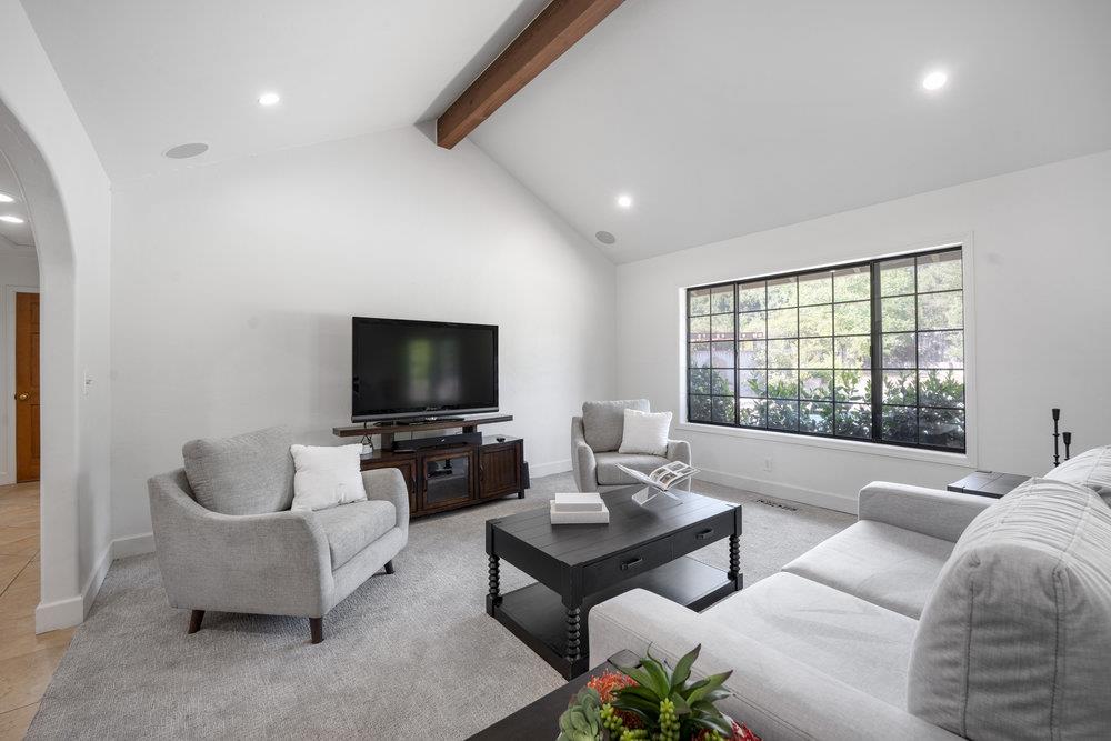 Detail Gallery Image 5 of 58 For 1090 W Edmundson Ave, Morgan Hill,  CA 95037 - 4 Beds | 3 Baths