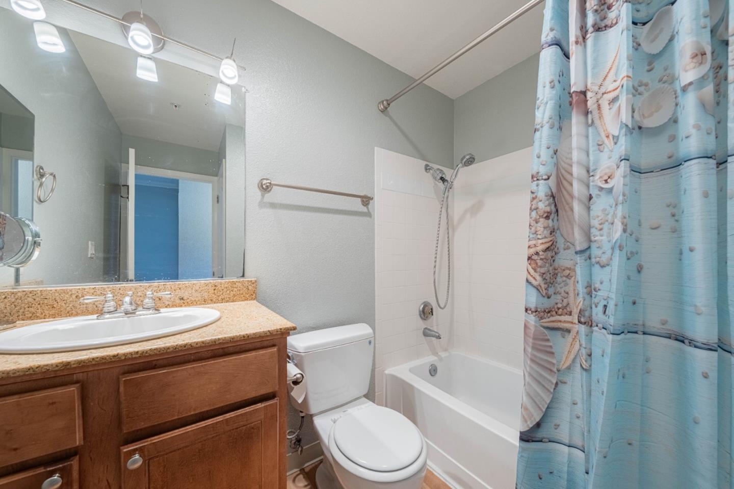 Detail Gallery Image 17 of 19 For 41 Grandview St #1204,  Santa Cruz,  CA 95060 - 2 Beds | 2 Baths