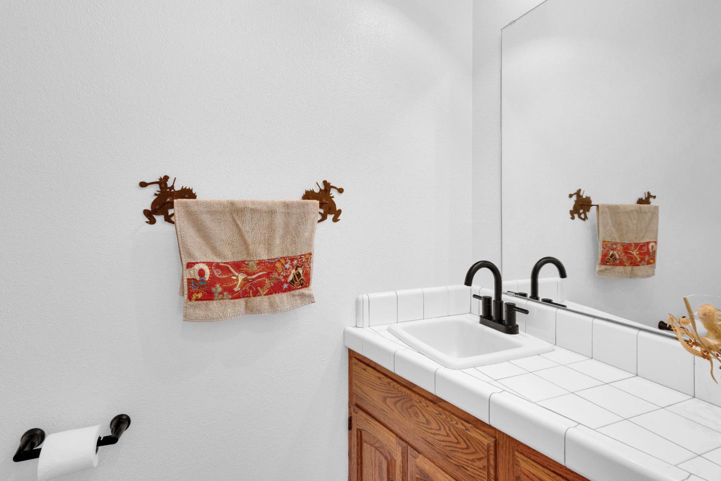 Detail Gallery Image 20 of 57 For 70500 Bradley Lockwood Rd, Lockwood,  CA 93932 - 3 Beds | 2/1 Baths