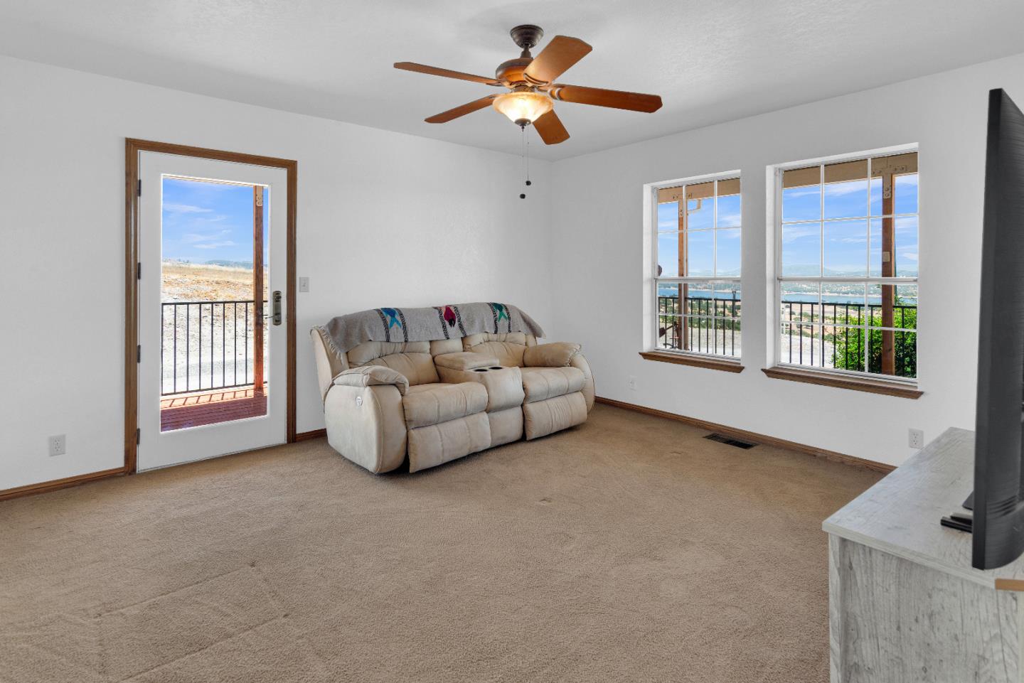 Detail Gallery Image 21 of 57 For 70500 Bradley Lockwood Rd, Lockwood,  CA 93932 - 3 Beds | 2/1 Baths