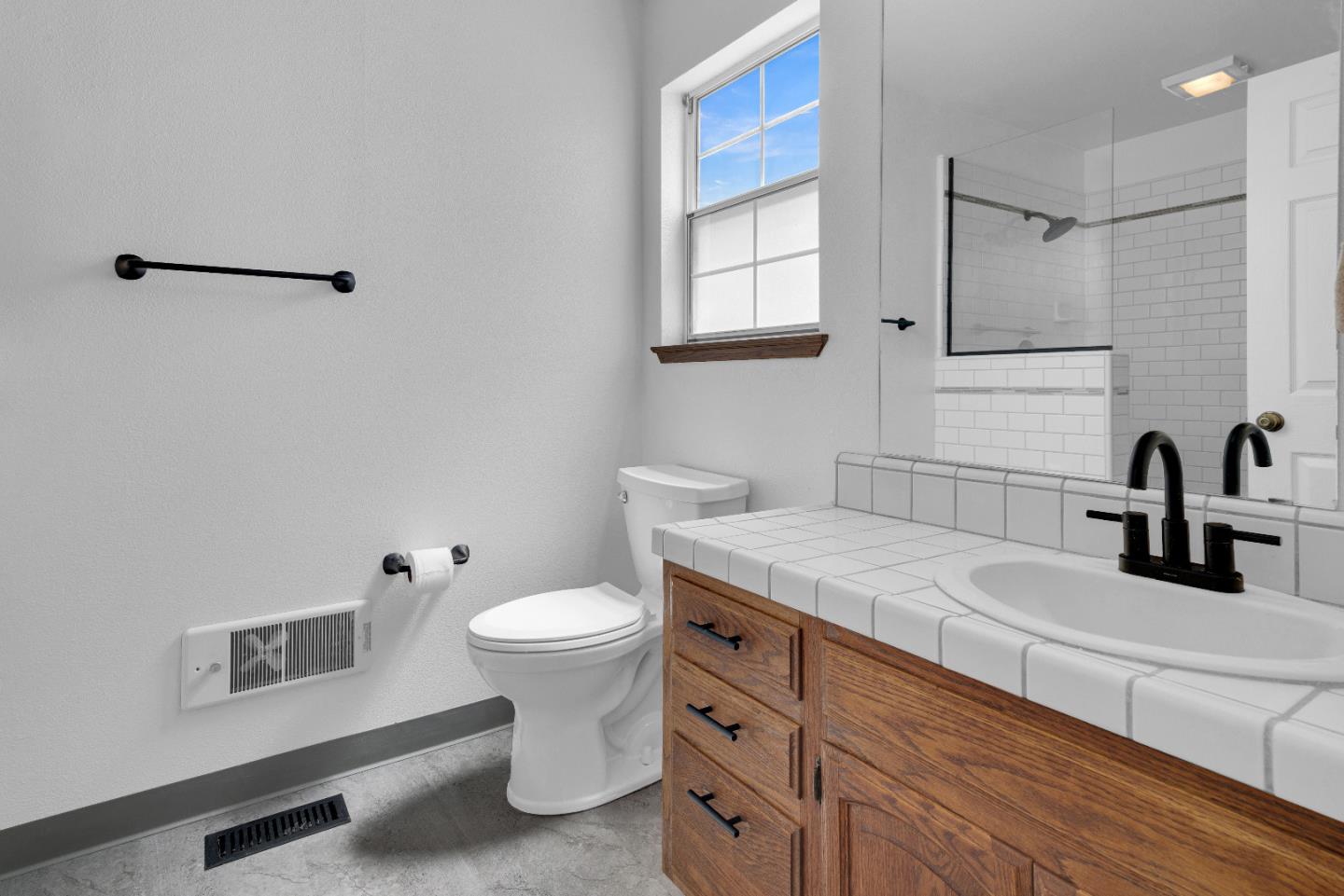 Detail Gallery Image 26 of 57 For 70500 Bradley Lockwood Rd, Lockwood,  CA 93932 - 3 Beds | 2/1 Baths