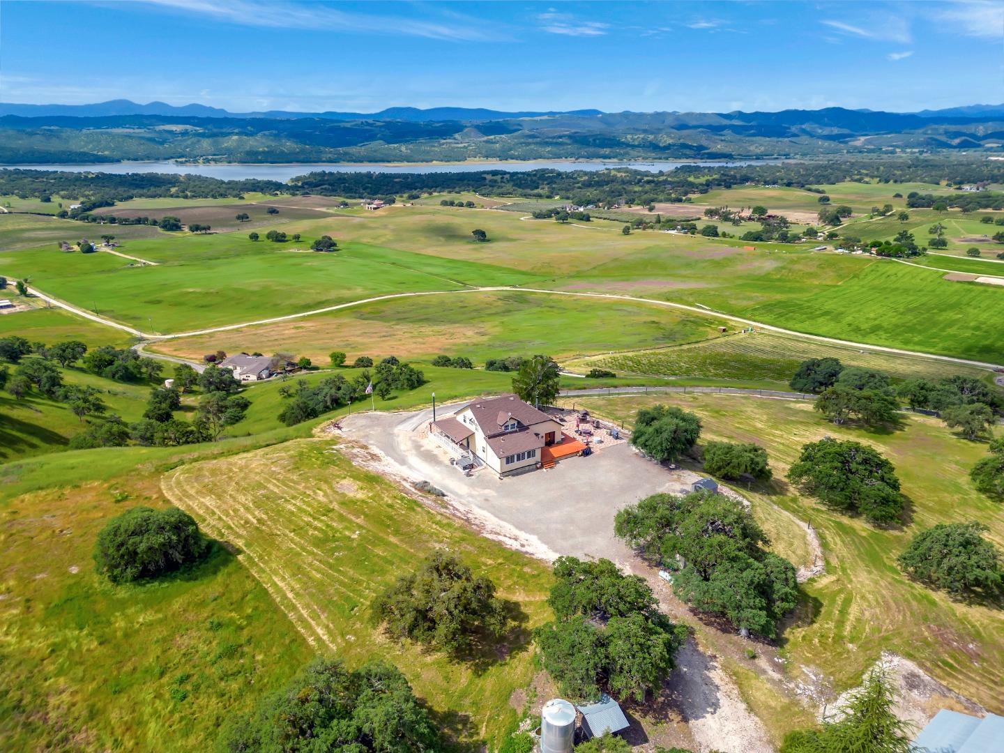 Detail Gallery Image 44 of 57 For 70500 Bradley Lockwood Rd, Lockwood,  CA 93932 - 3 Beds | 2/1 Baths