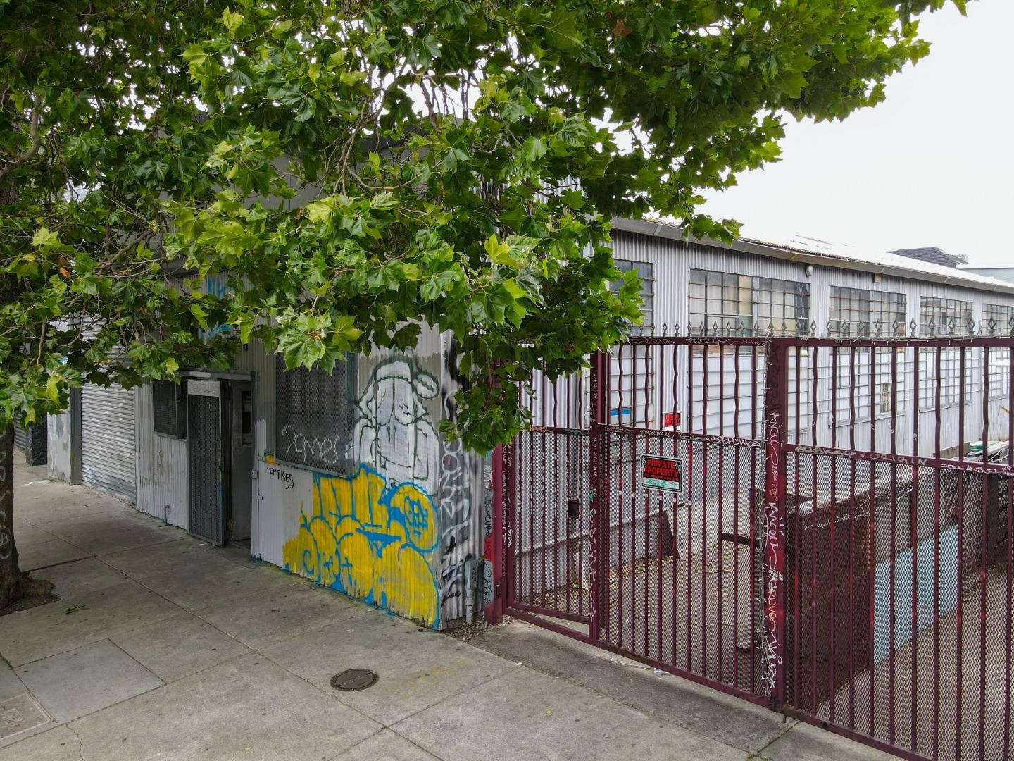 Detail Gallery Image 6 of 24 For 5526 San Pablo Ave, Oakland,  CA 94608 - – Beds | – Baths